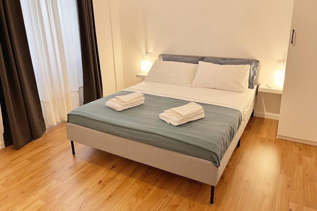 דירות La Casa Di Lillidu - Napoli Most Exclusive Area מראה חיצוני תמונה