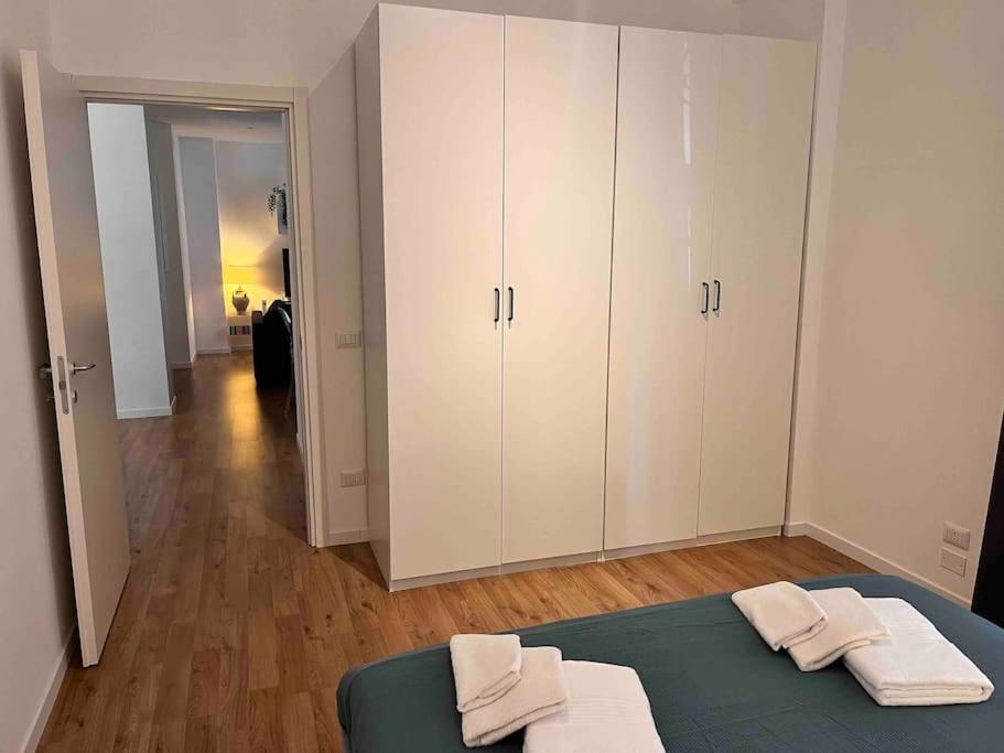 דירות La Casa Di Lillidu - Napoli Most Exclusive Area מראה חיצוני תמונה